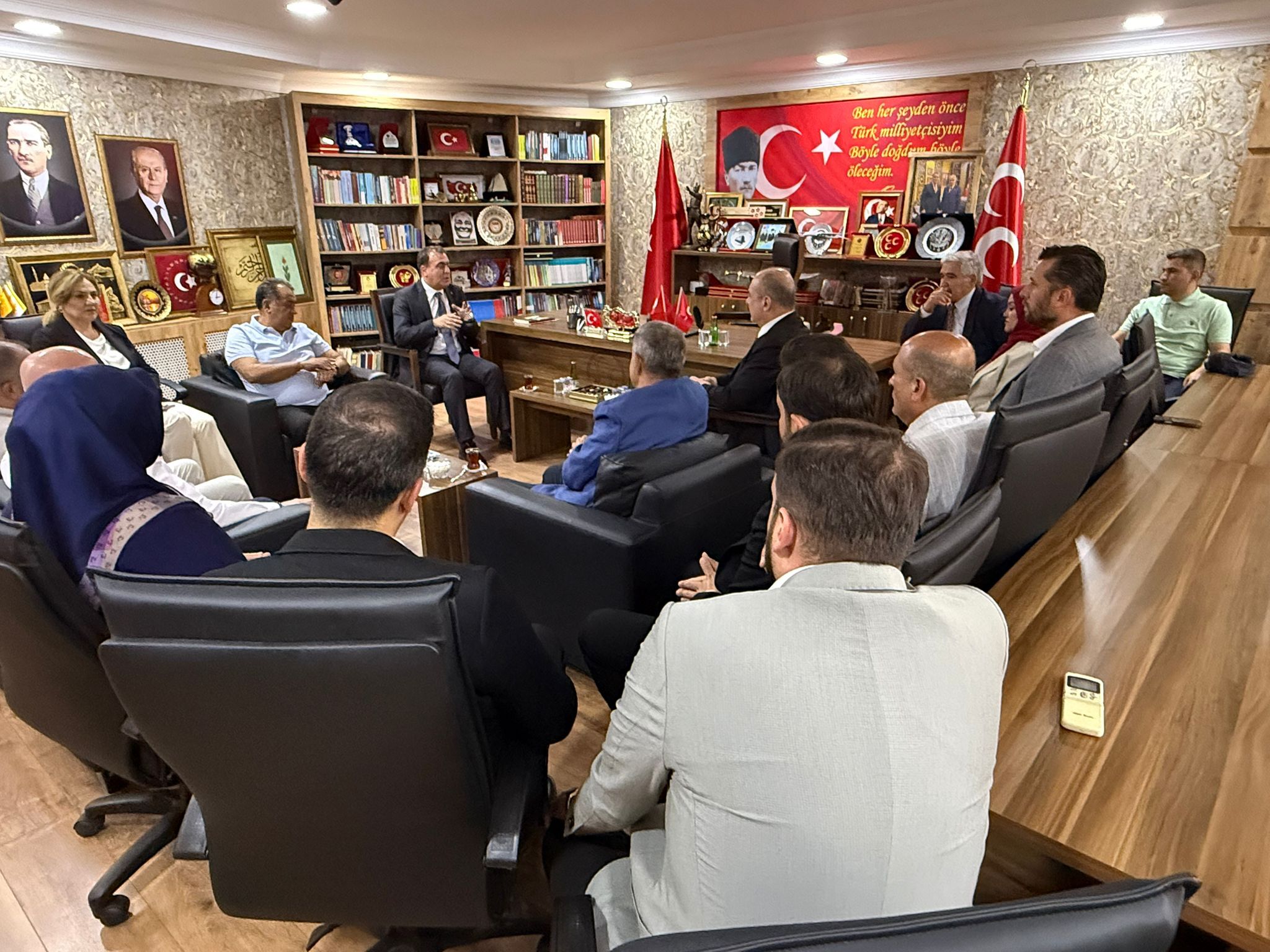 Eso Yönetiminden Mhp İl Başkanı Sezer’e Ziyaret (1)