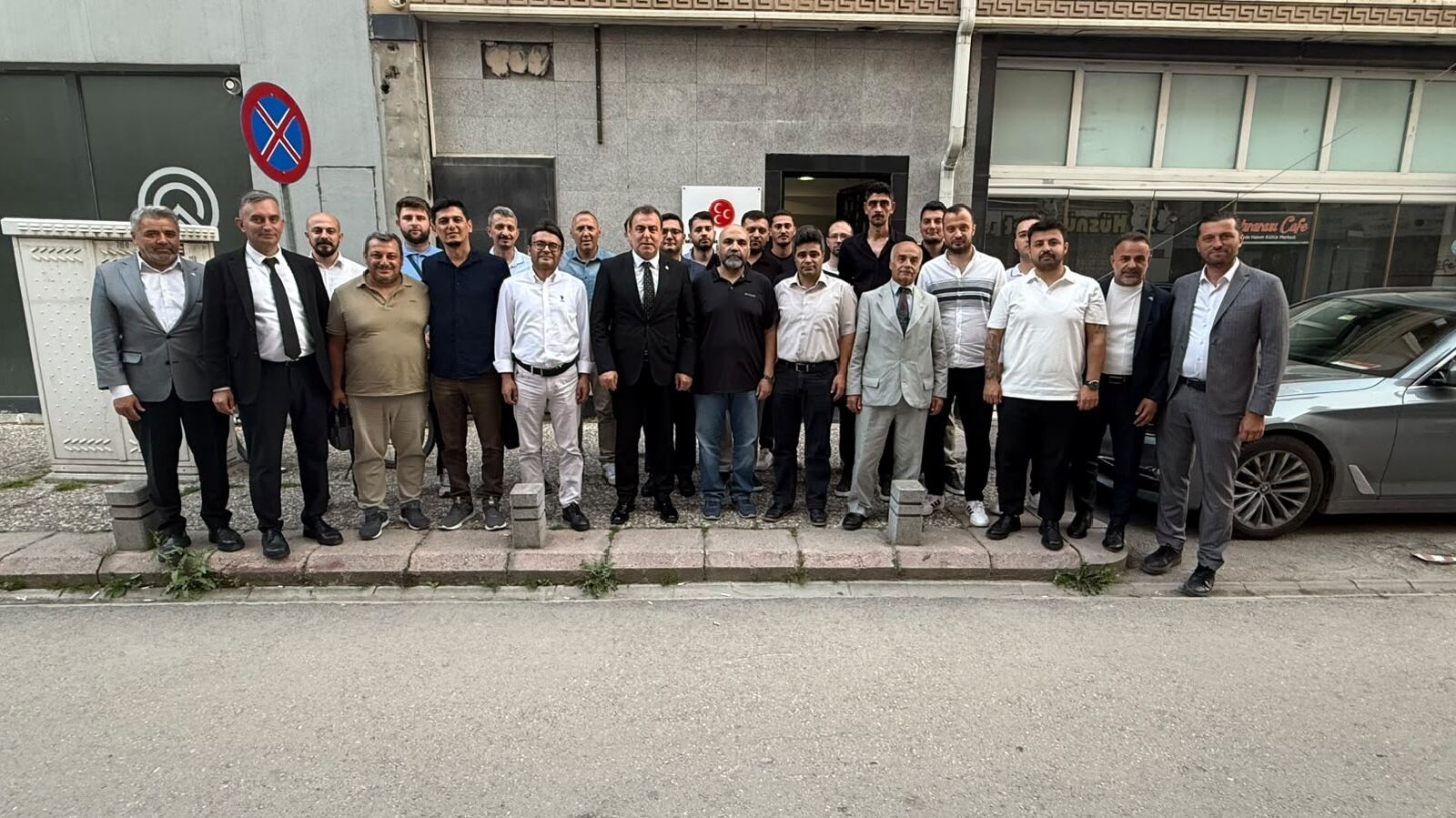 Esogü Akademisyenleri Mhp İl Başkanlığını Ziyaret Etti (2)