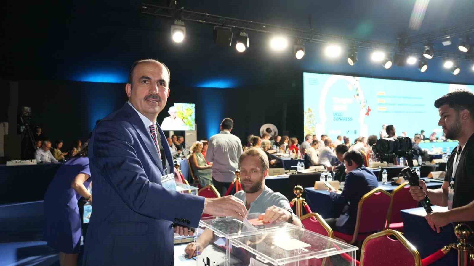 Hatipoğlu, Uclg Başkanı Seçilen Altay’ı Kutladı