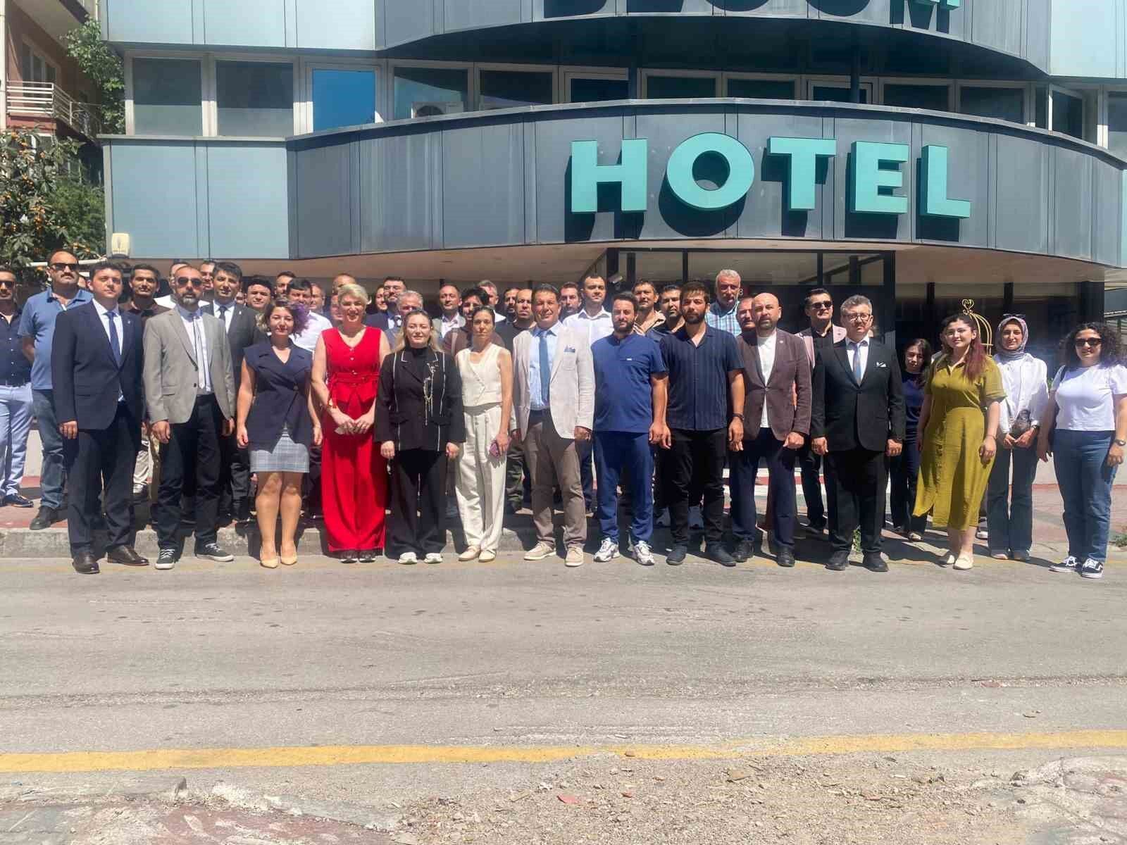 İnsan Ve Hayvan Sağlığı İçin Daha Fazla Veteriner Hekim Şart