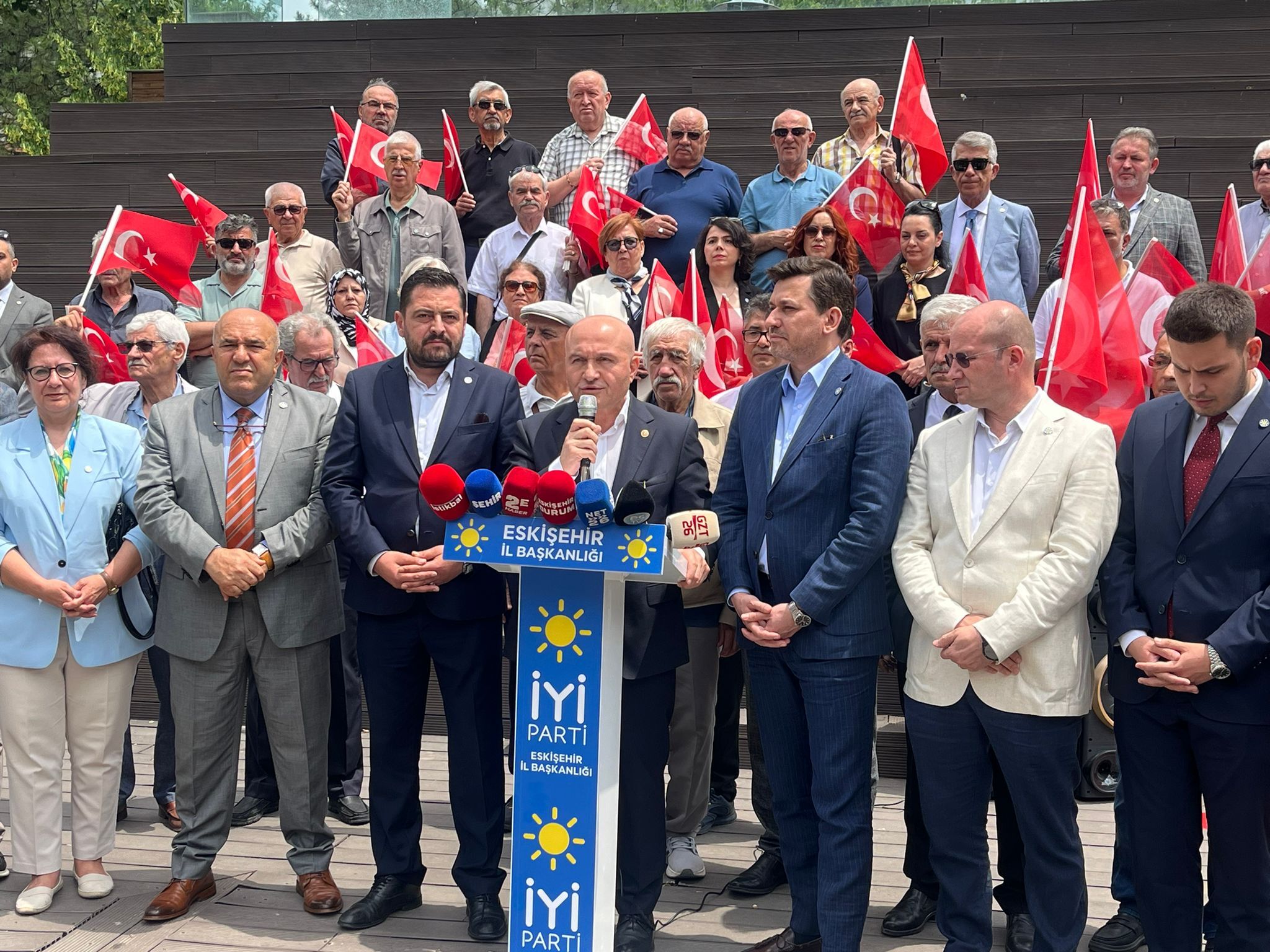 İyi̇ Partili Milletvekili Usta Eskişehir'de Konuştu Türkiye'de Umutlar Tükeniyor (6)