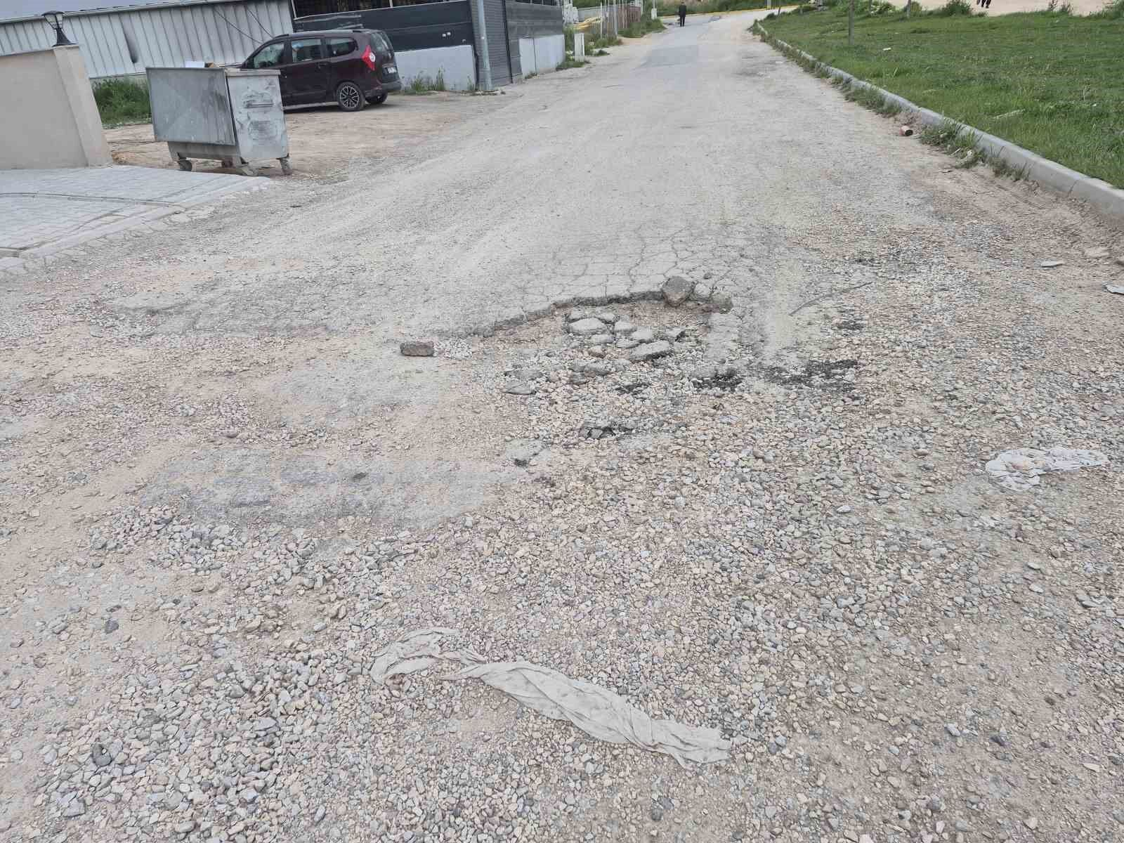 Kazaların Sıkça Yaşandığı O Mahallede Çözüm Bekleniyor (1)