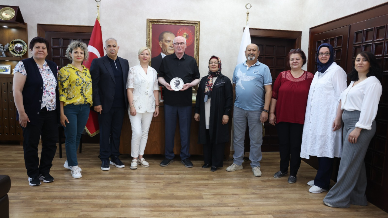 Kazım Kurt Katılımcı Demokrasi Mahalleden Güç Alır (2)