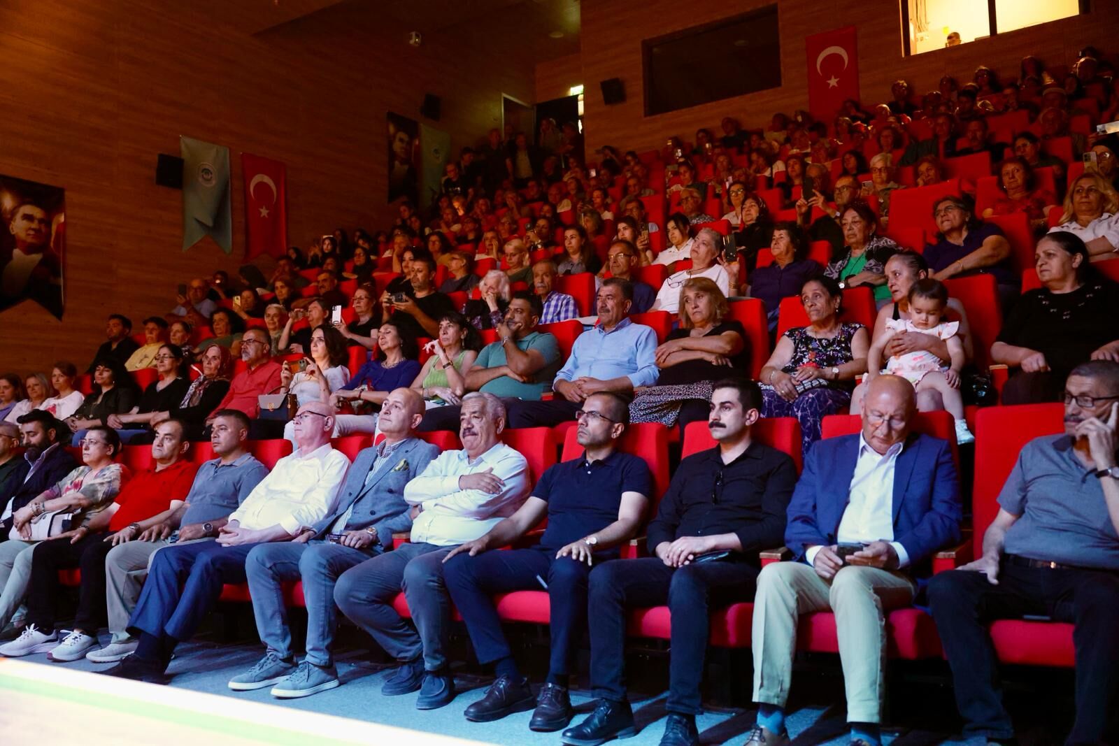 Kerbela Mateminde Deyişler Ve Dualar Yankılandı (2)