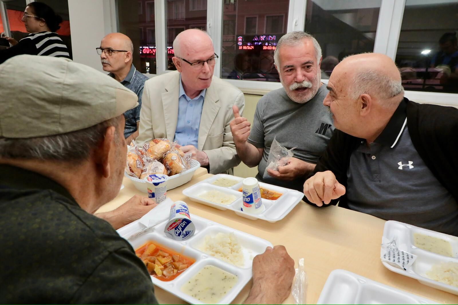 Odunpazarı'nda Muharrem İftarı Düzenlendi (6)