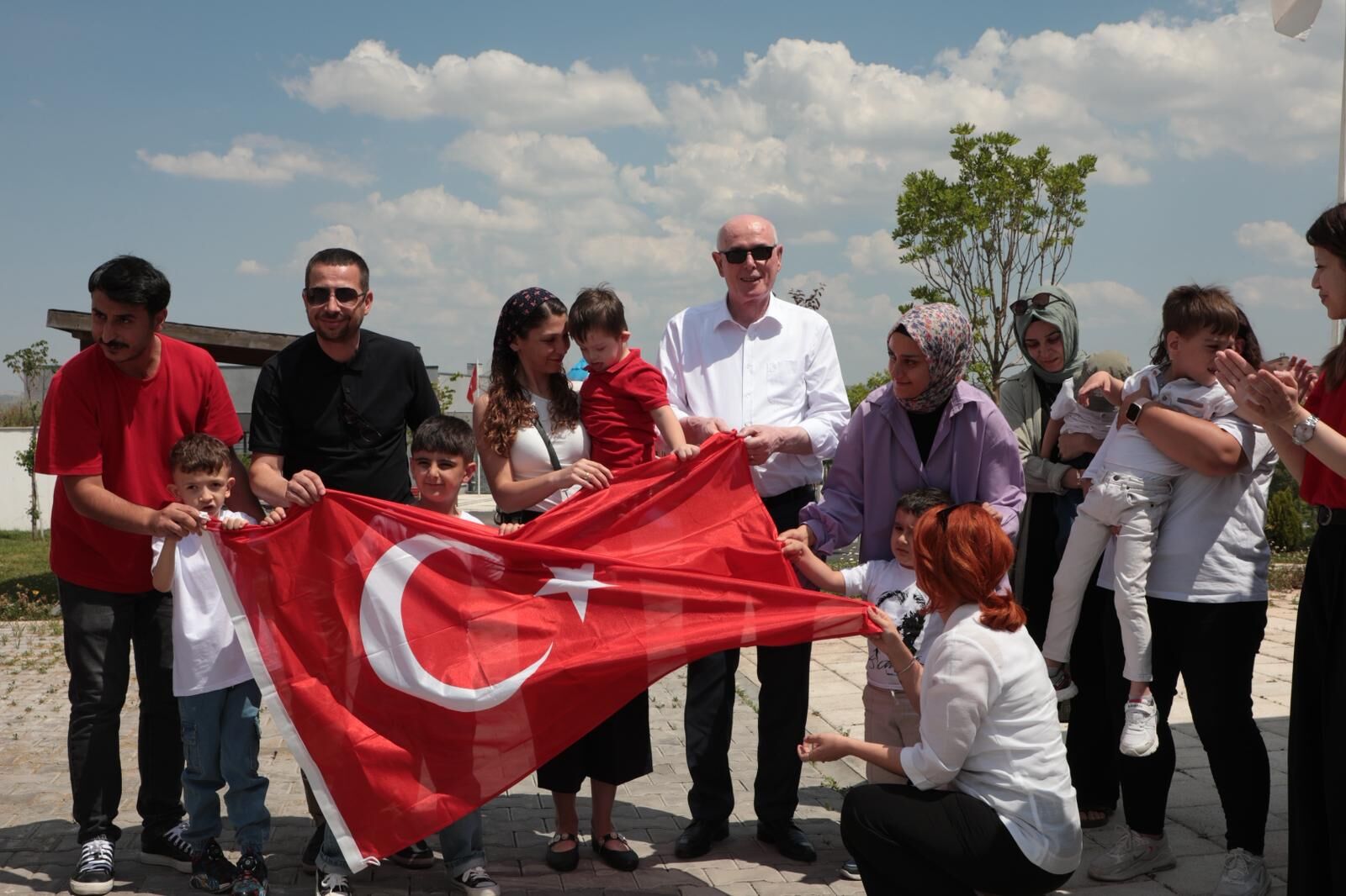 Odunpazarı'nda Özel Çocuklar Mezuniyet Sevinci Yaşadı (2)