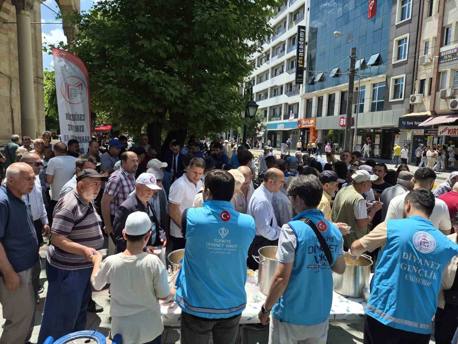 Reşadiye Camii’nde Kerbela Şehitleri Dualarla Anıldı (1)