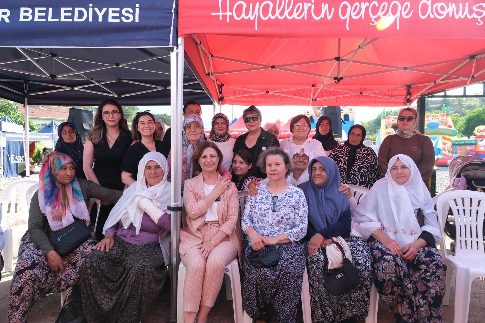 Sarıcakaya'da Köyümüzde Şenlik Var Sürüyor (6)