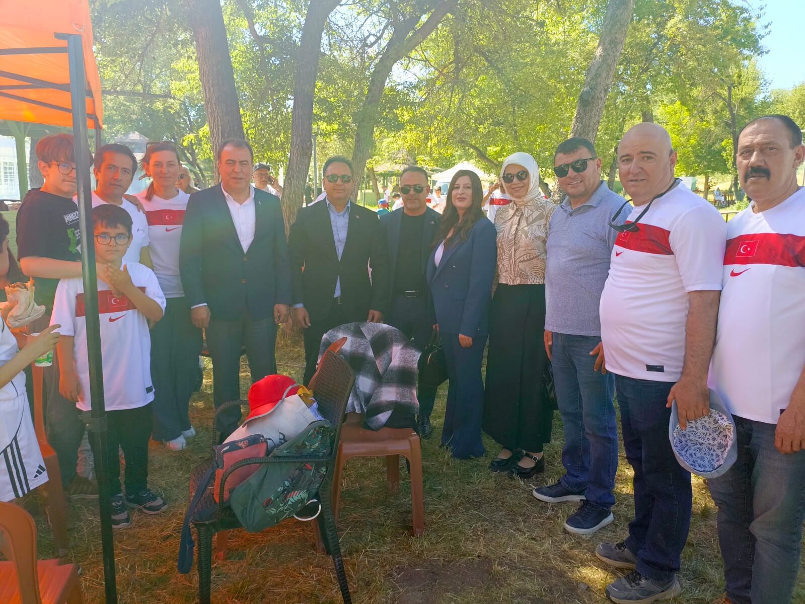 Türk Eğitim Sen Pikniğine Mhp Teşkilatı Katılım Gösterdi (4)
