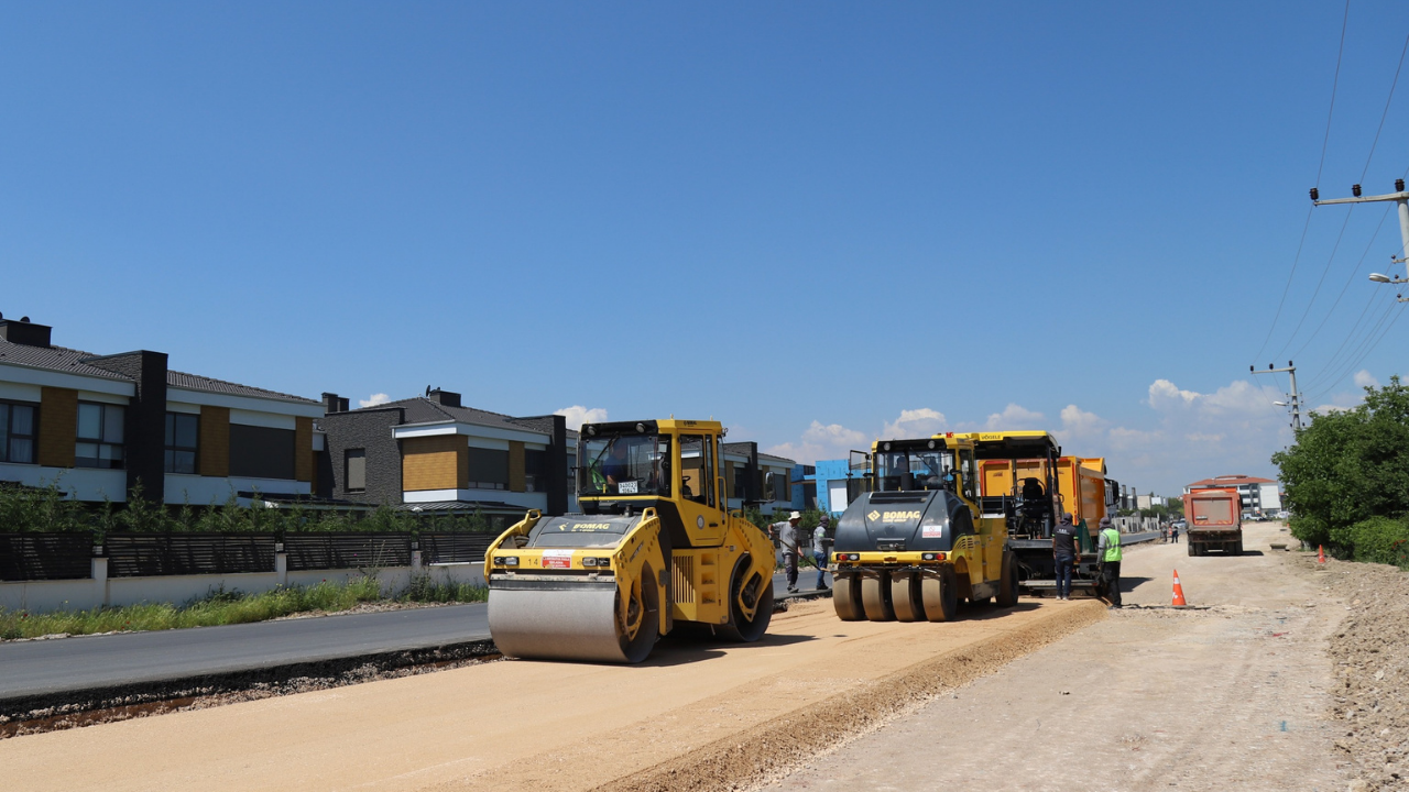 Zincirlikuyu’da Yol Yenileme Çalışmaları Hızlandı