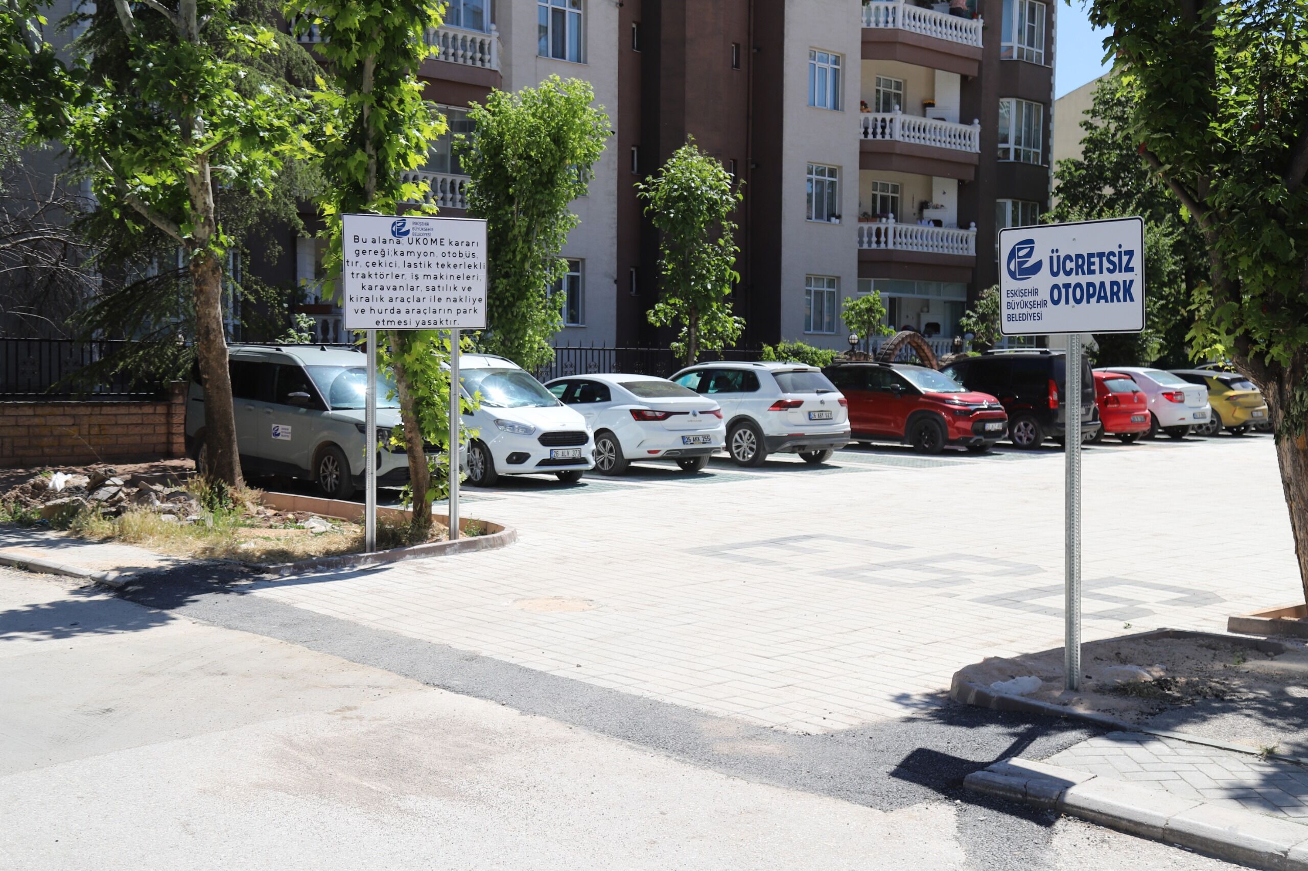 Büyükşehi̇rden Gökmeydan Mahallesi̇’ne Ücretsi̇z Otopark (7)