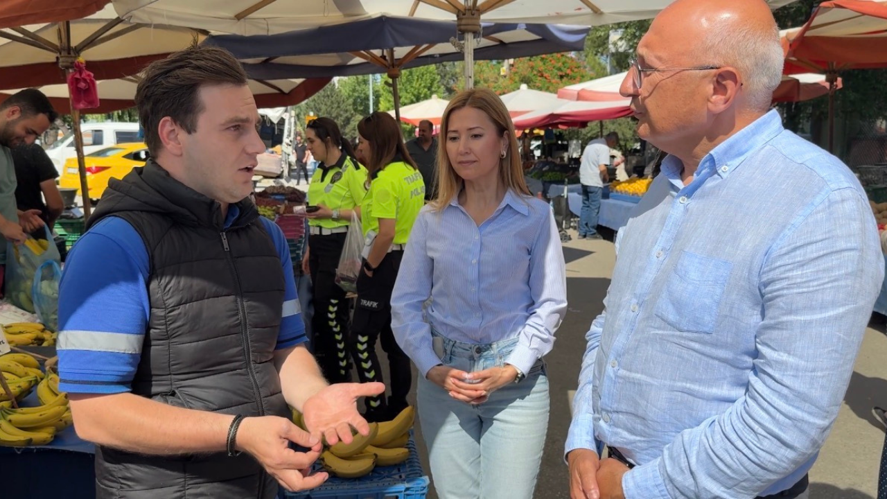 Çakırözer Pazarda Vatandaşın Geçim İsyanını Dinledi