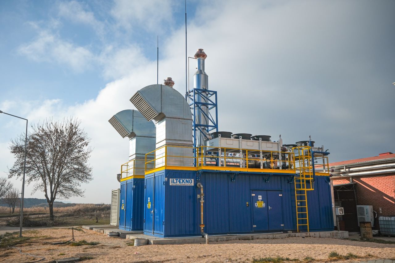 Eski̇ Atık Su Çamurundan Enerji Üretiyor (2)
