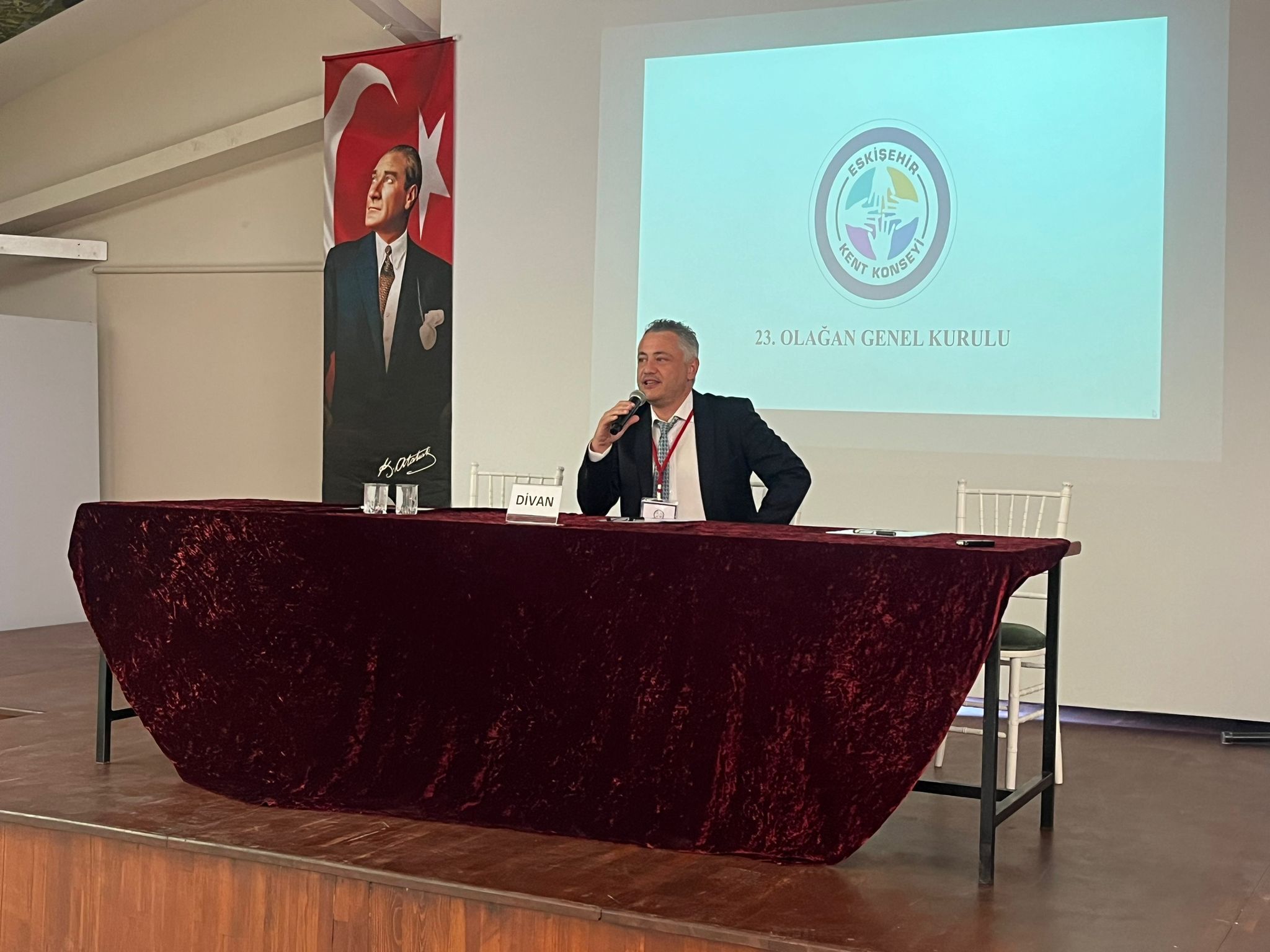 Eskişehir Kent Konseyi’nde Yeni Dönem İşte Yeni Başkan (7)