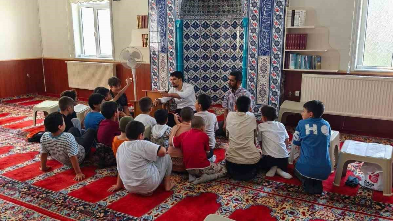 Eskişehir Müftü Vekili Can Kur'an Kurslarını Ziyaret Etti (1)