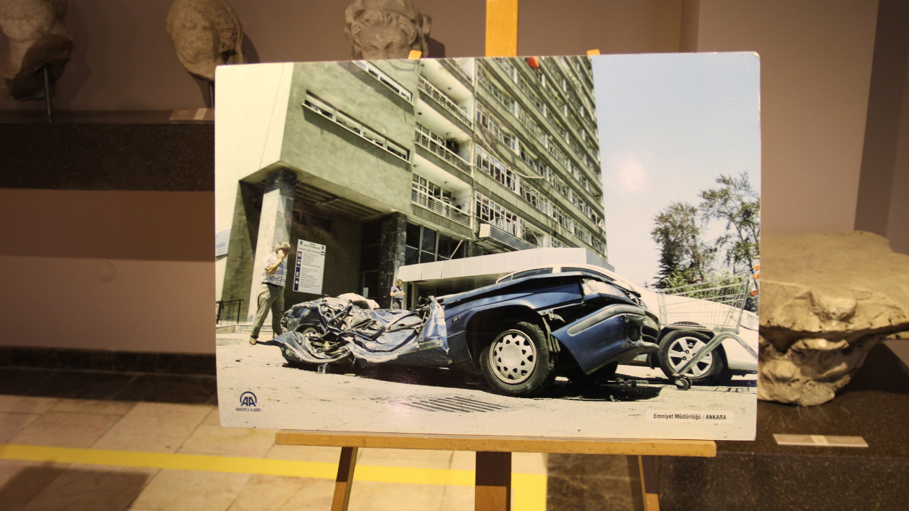 Eskişehir'de 15 Temmuz Fotoğraf Sergileri Açıldı (2)