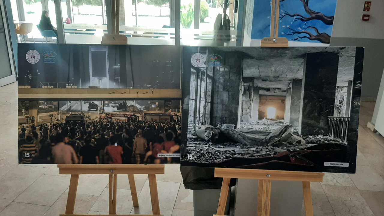 Eskişehir'de 15 Temmuz Resim Sergisi Sanatseverlerle Buluştu (4)