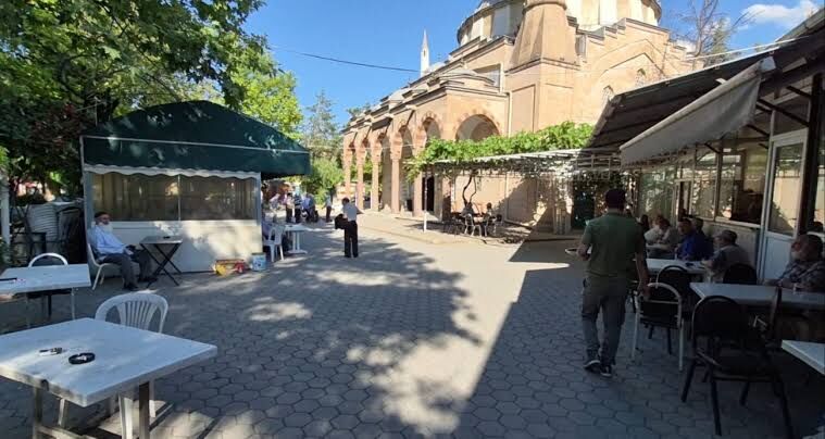 Eskişehir'de 5 Kişiyi Yaralayan Saldırının Tanığı Konuştu Gençlerin Beyinleri Yıkanıyor (1)