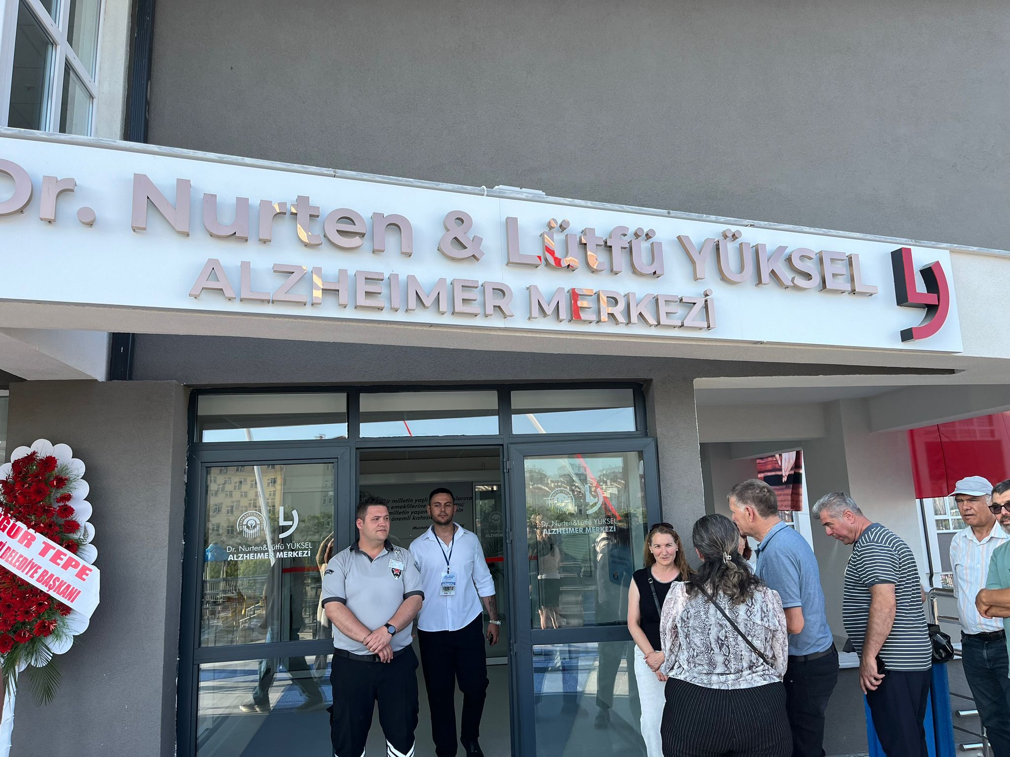 Eskişehir’de Alzheimer Merkezi Açılışı Özgür Özel’in Katılımıyla Gerçekleşti (6)