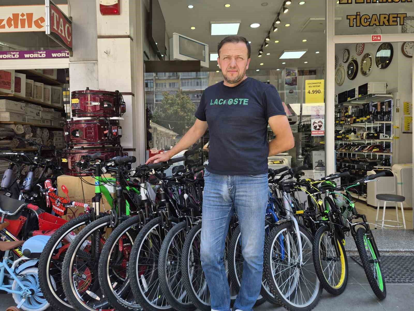 Eskişehir'de Bisiklet Satışları Beklenen Yaz Hareketini Göremedi (1)