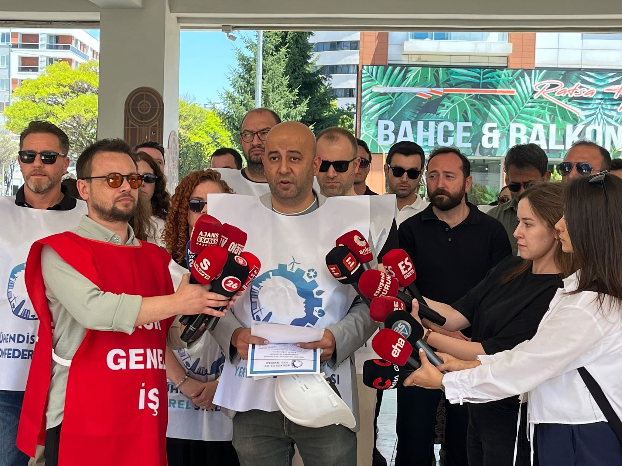 Eskişehir’de Kamu Emekçilerine Şiddete Tmmob’den Sert Açıklama (3)
