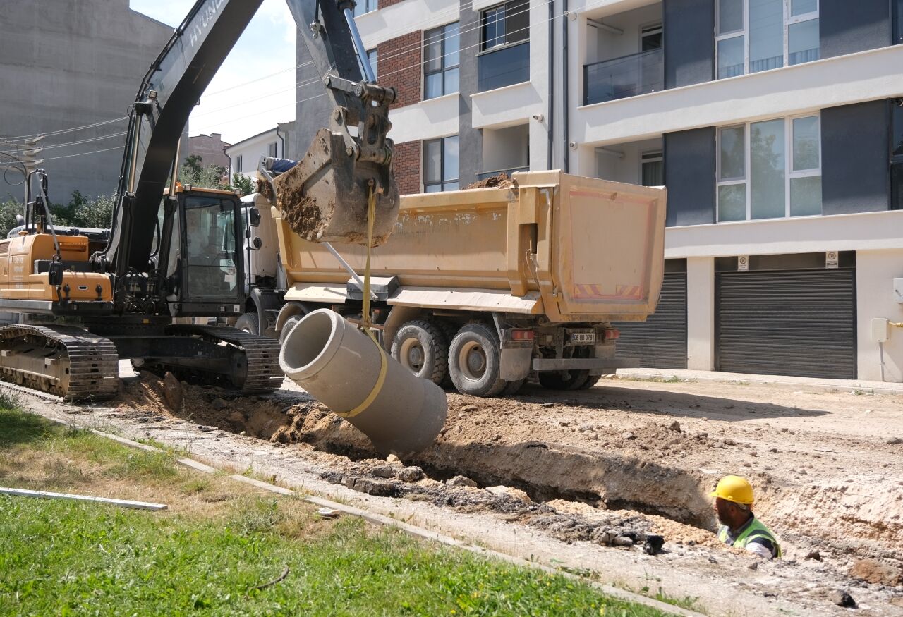 Eskişehir'de O Mahallenin Altyapısı Yeni Hatla Güçlendirildi (4)