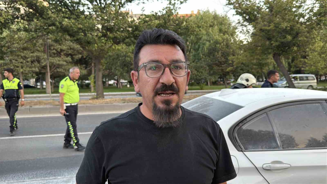 Eskişehir'de Servisten Çıkan Otomobil 10 Dakika Sonra Yandı (1)