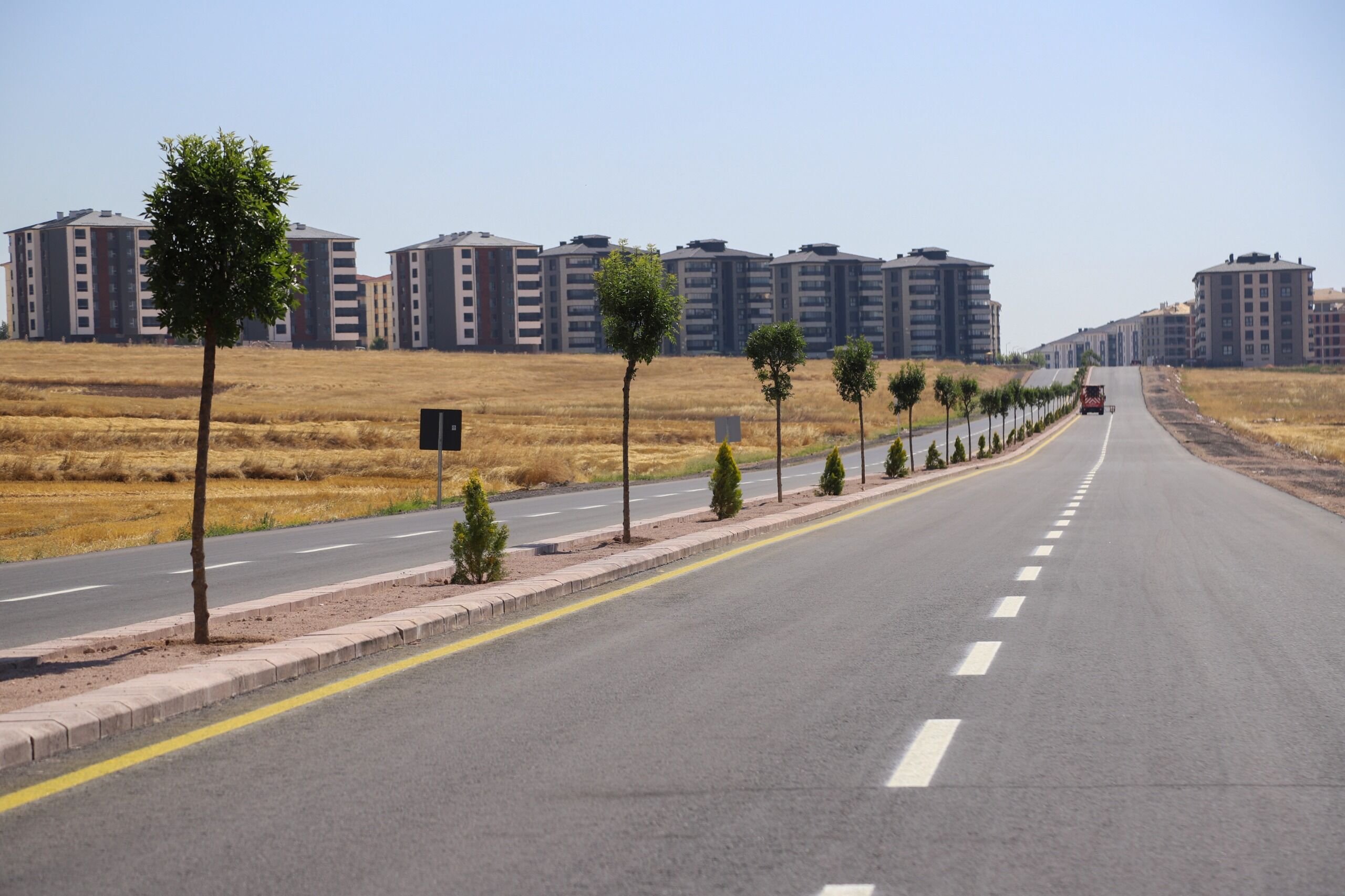 Eskişehir'de Yol Çizgileri Yenileniyor (1)