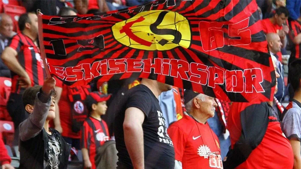 Eskişehirspor'un Toplam Borcu 618,9 Milyon Lira Olarak Açıklandı (2)-1