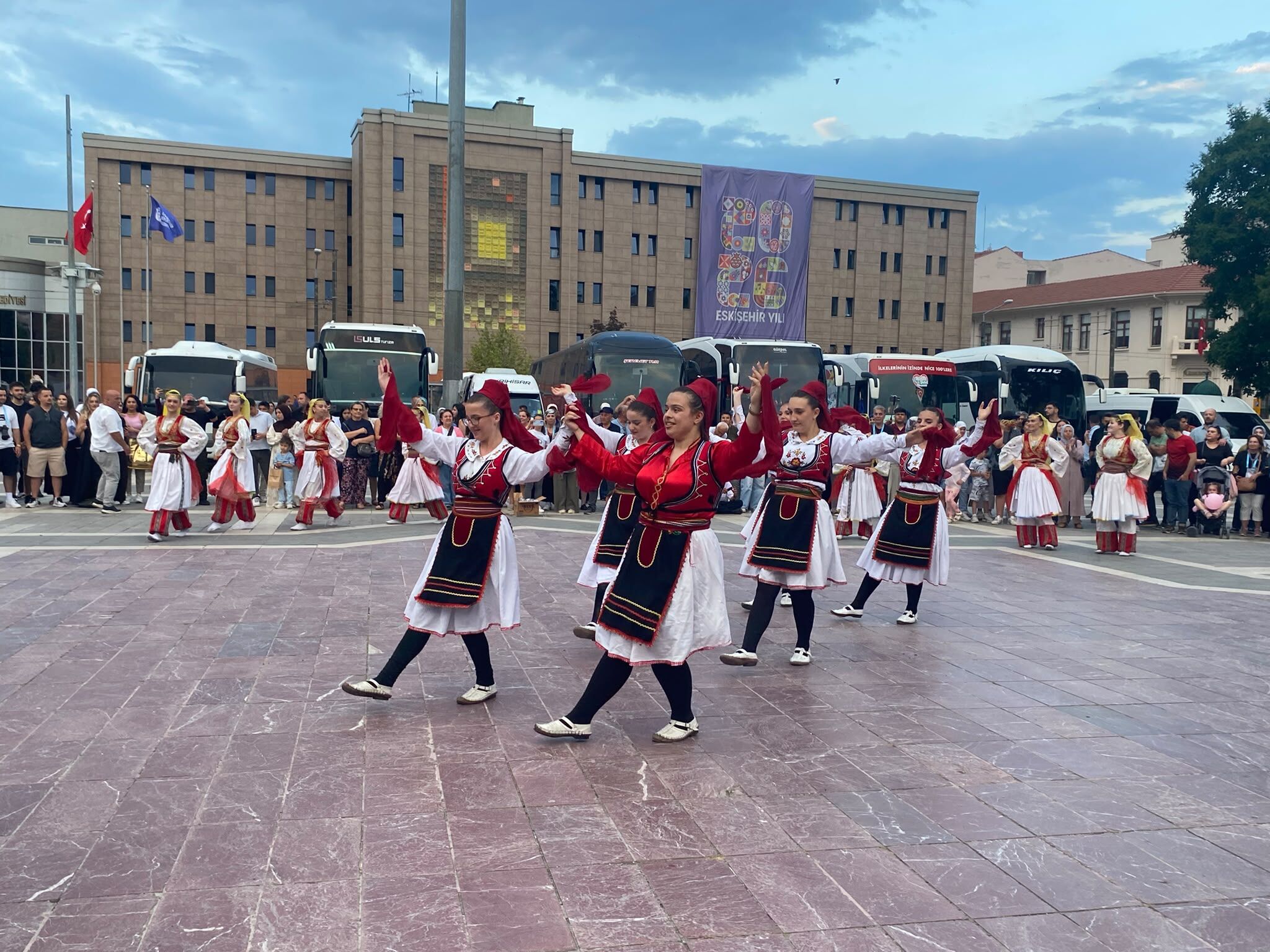 Nasreddin Hoca Festivali'nde Kortej Yürüyüşü Renkli Görüntüler Oluşturdu (1)