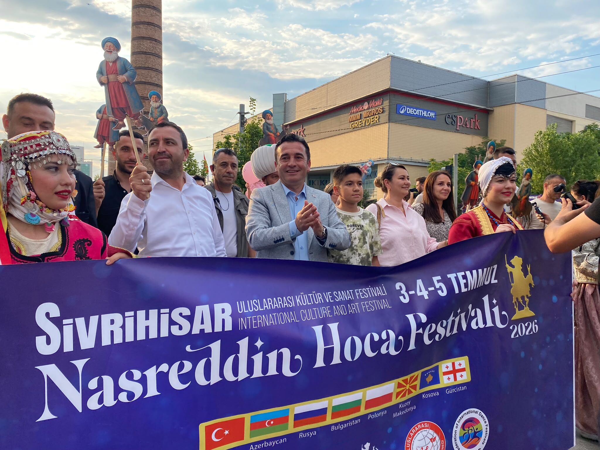 Nasreddin Hoca Festivali'nde Kortej Yürüyüşü Renkli Görüntüler Oluşturdu (7)