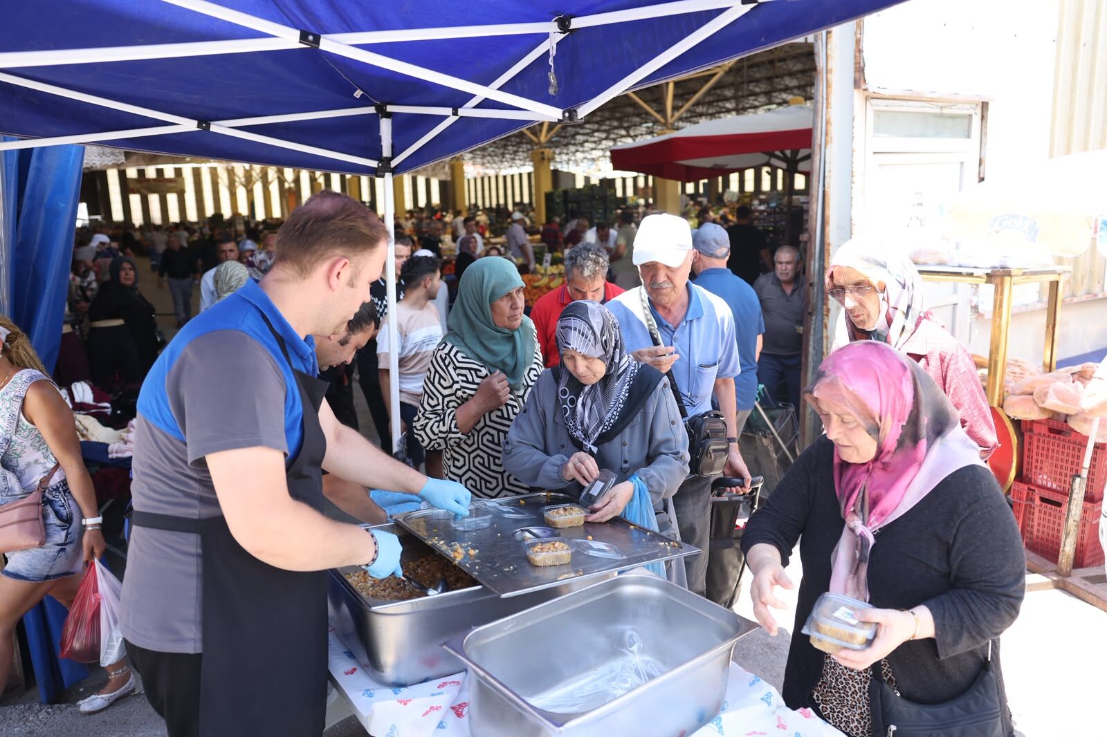 Odunpazarı Belediyesi'nden Muharrem Ayına Özel Aşure İkramı (8)