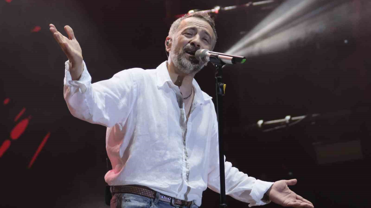 Sivrihisar'da Resul Dindar Ve Uğur Işılak Rüzgarı (1)
