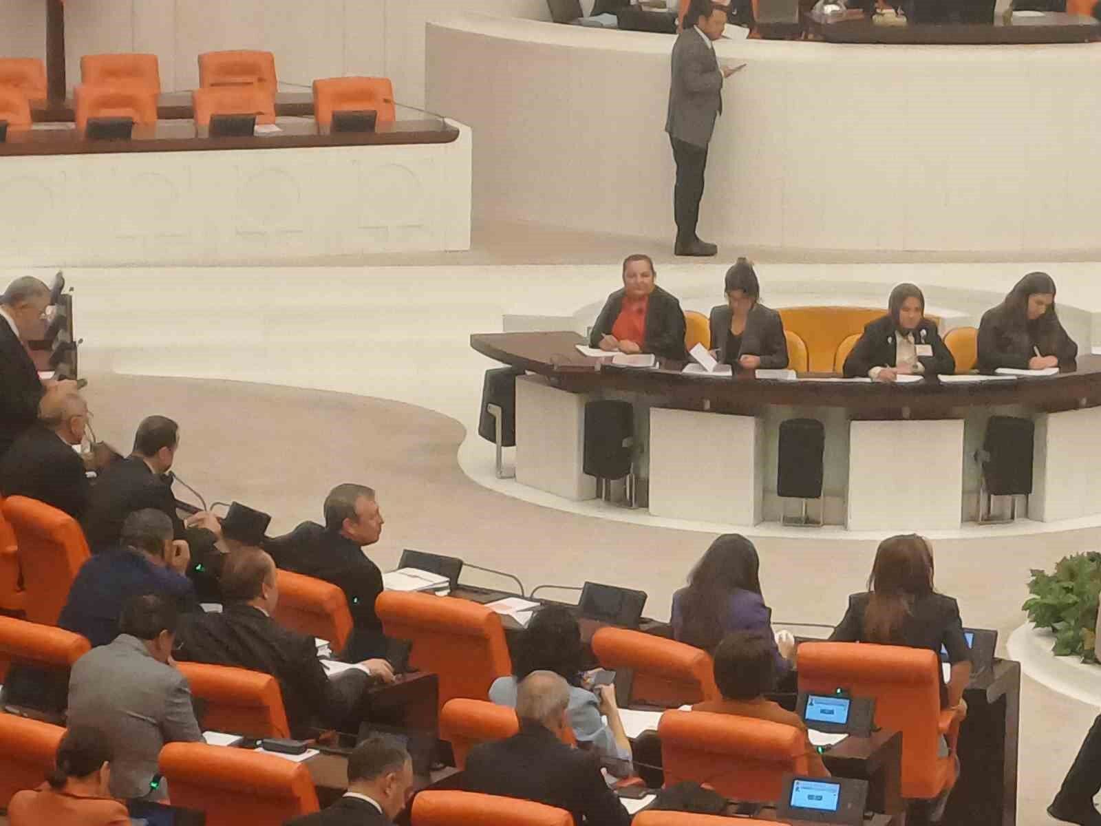 Yeni̇ Parti Ile Tbmm'de Koltuk Düzeni Değişti (1)