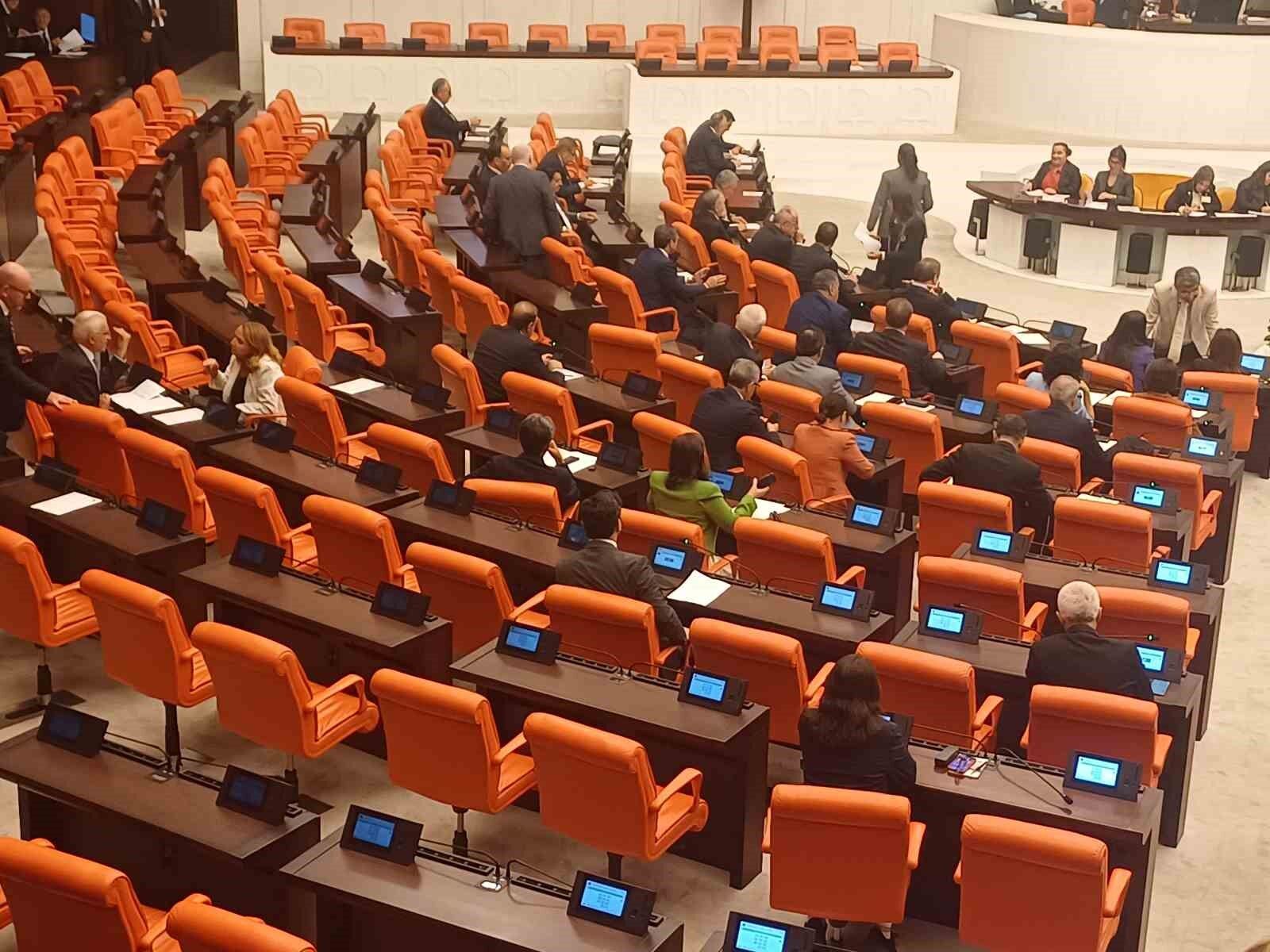 Yeni̇ Parti Ile Tbmm'de Koltuk Düzeni Değişti (2)