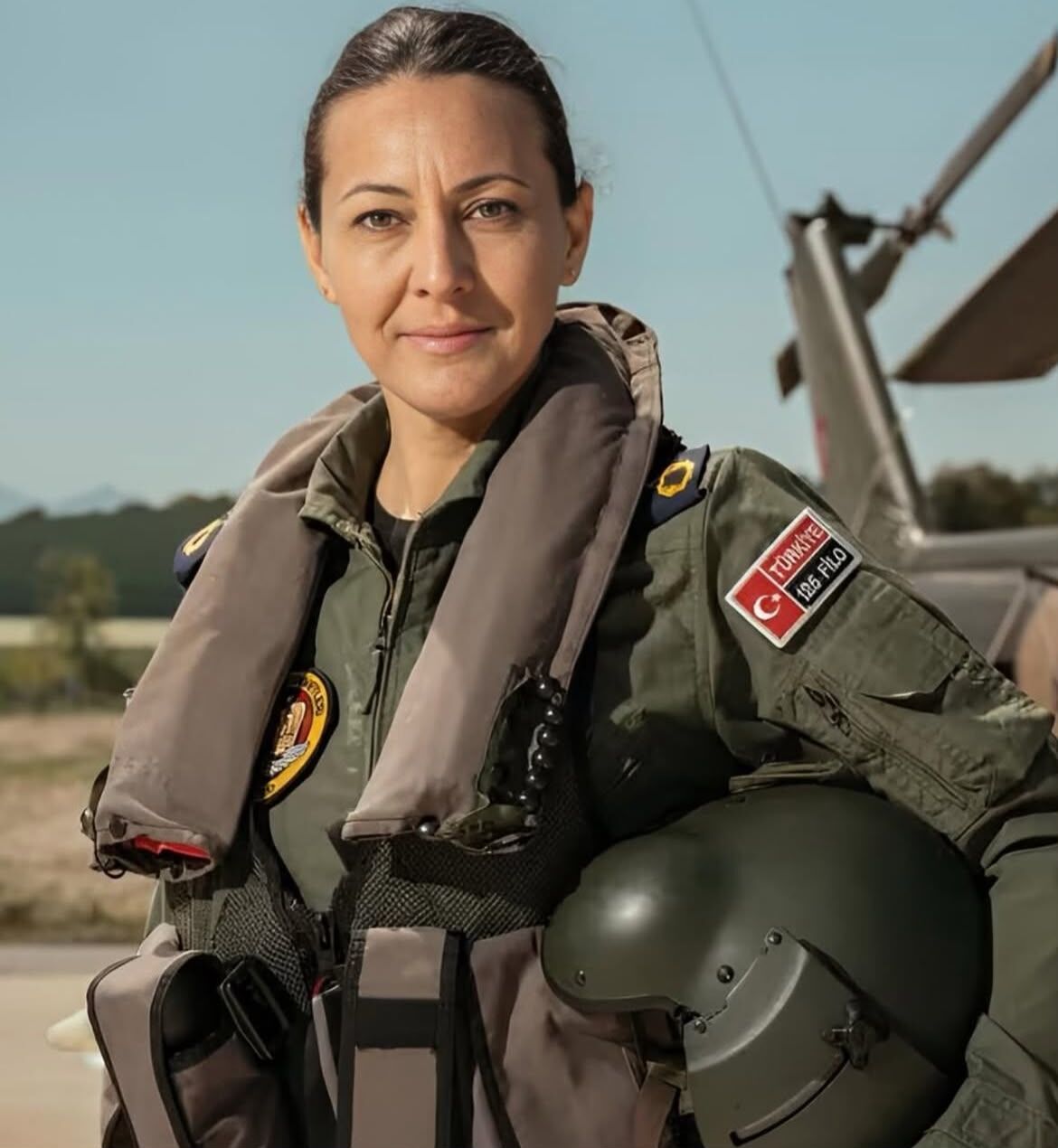 Özlem Karapınar Hava Kuvvetleri'nin İlk Kadın Paşası Oldu (1)