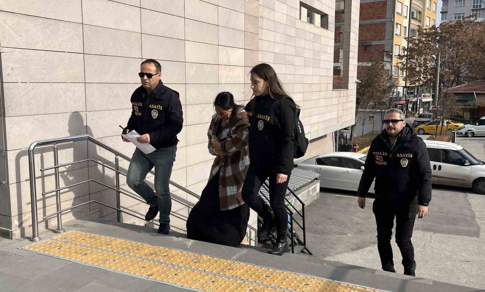 eskisehirde-15-ayri-hirsizlik-sucundan-291-yil-7-ay-hapis-cezasi-bulunan-kadin-yakalandi