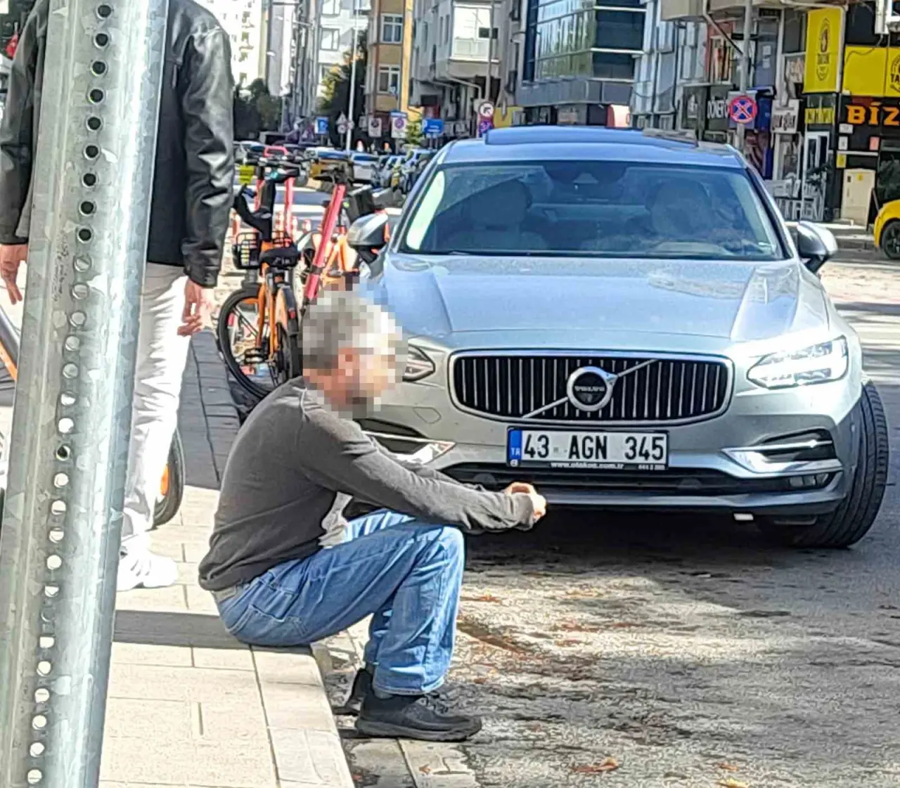 babanin-otizmli-ogluna-siddet-uyguladigi-iddiasi-polisi-harekete-gecirdi