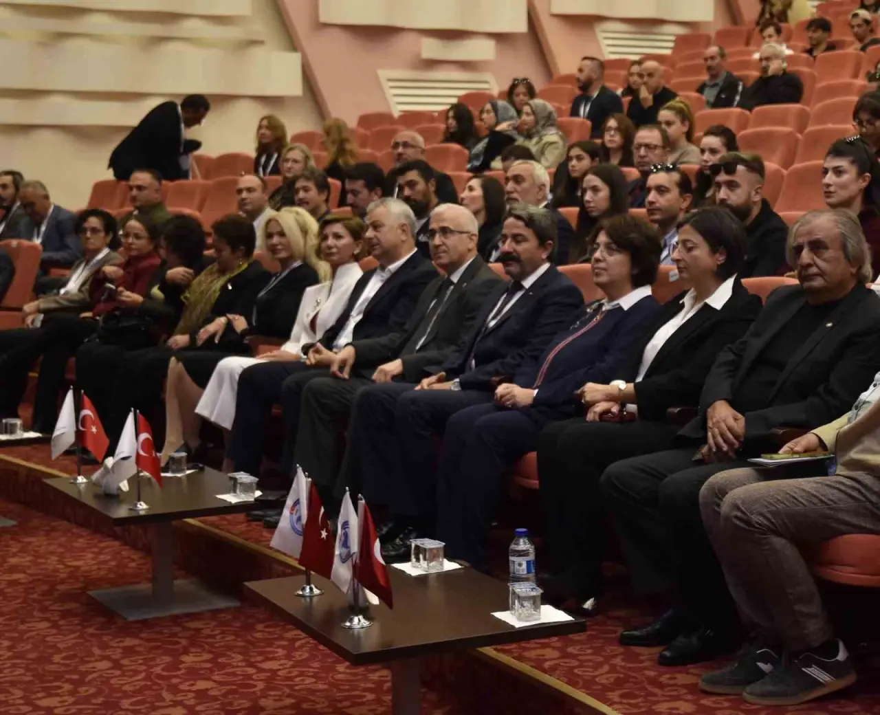 esogude-uluslararasi-turk-halk-oyunlari-kongresi-duzenlendi