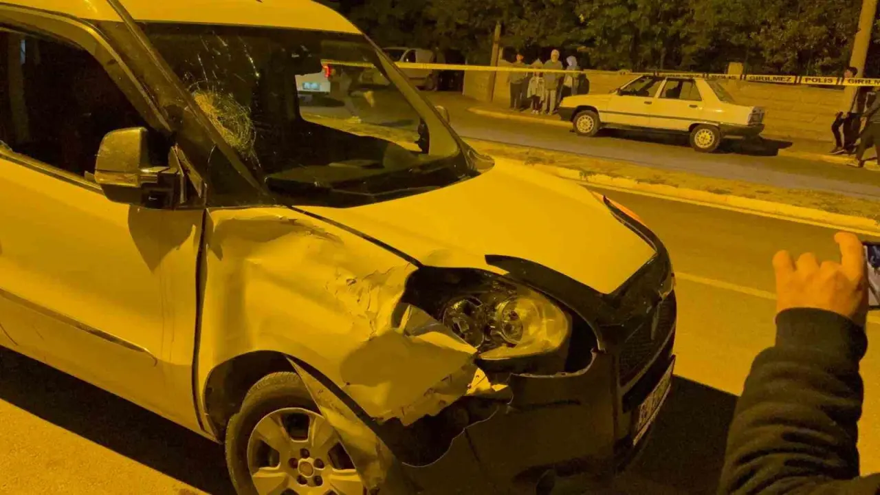 otomobilin-carptigi-eski-muhtar-hayatini-kaybetti