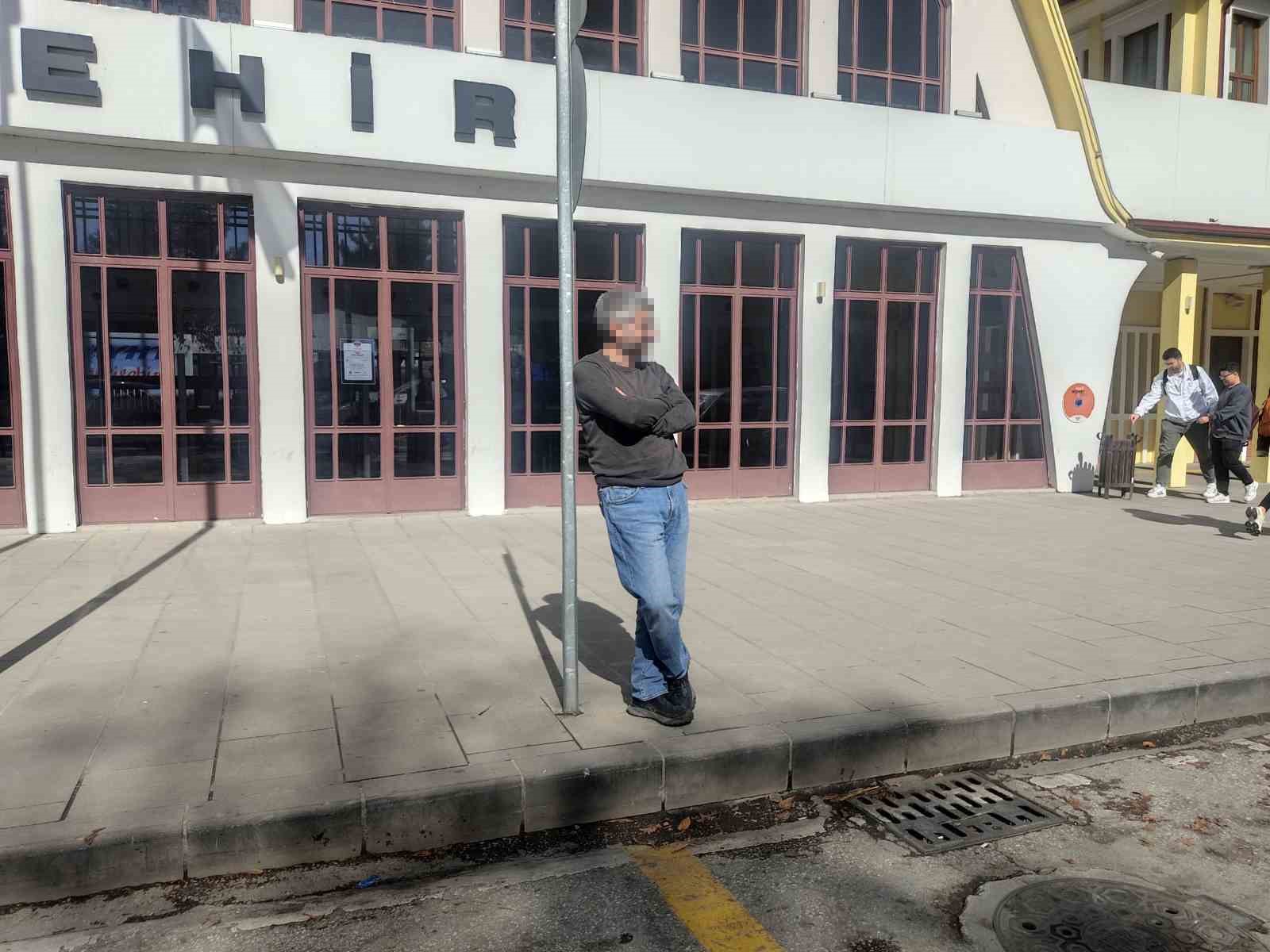 babanin-otizmli-ogluna-siddet-uyguladigi-iddiasi-polisi-harekete-gecirdi