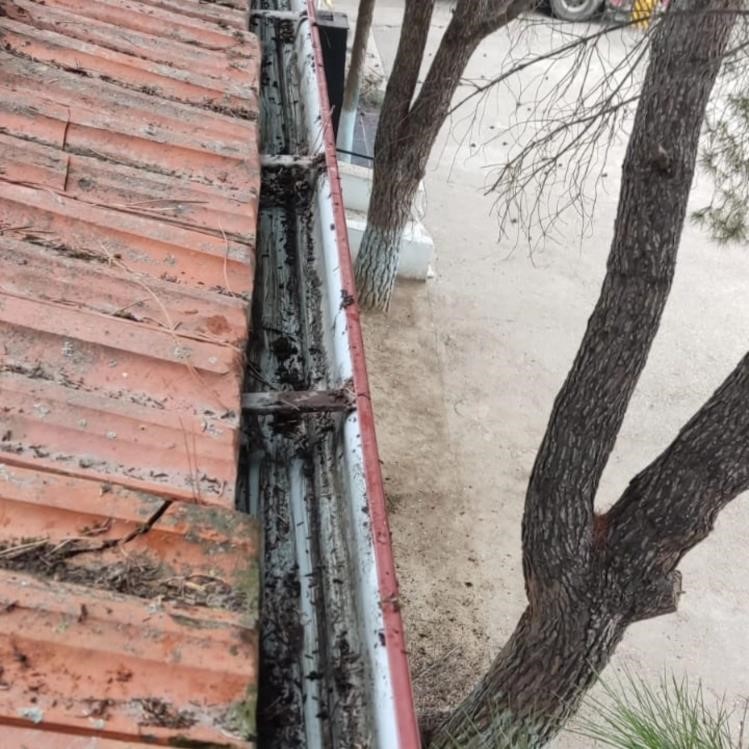 bayirkoyde-altyapi-ve-temizlik-calismalari-surduruluyor