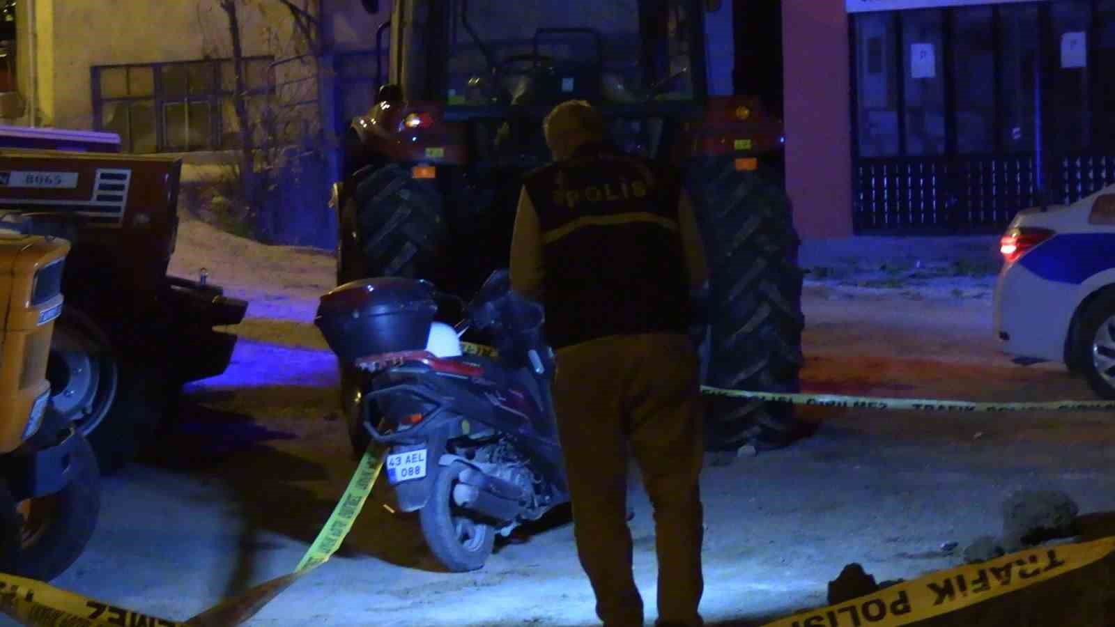 kutahyada-motosiklet-kazasi-1-agir-yarali