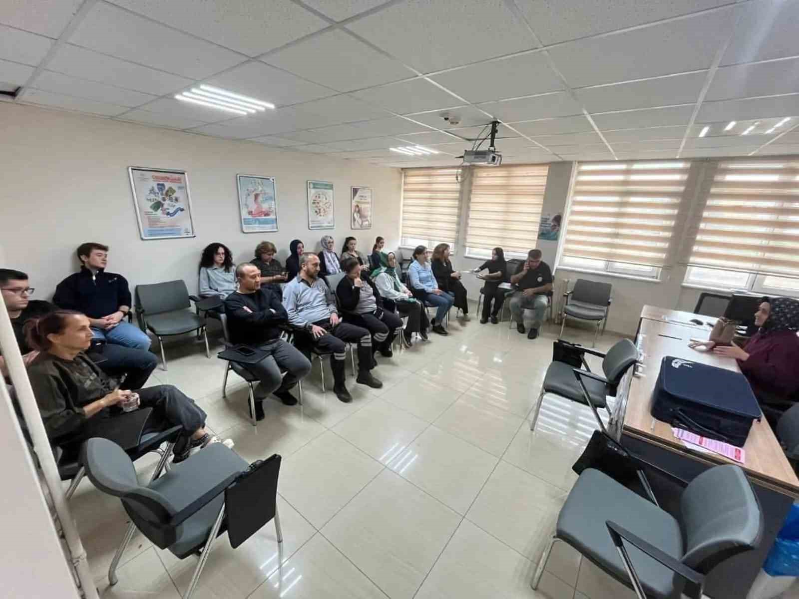 odunpazarinda-saglik-ve-diyanet-is-birligiyle-aileye-yonelik-farkindalik-semineri-yapildi