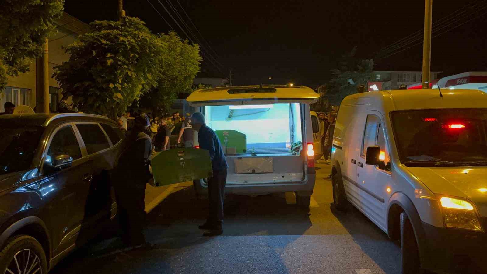 otomobilin-carptigi-eski-muhtar-hayatini-kaybetti