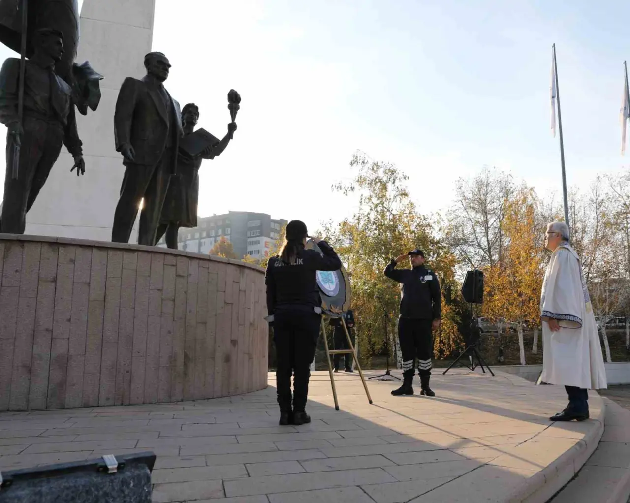 gazi-mustafa-kemal-ataturk-esogude-de-anildi