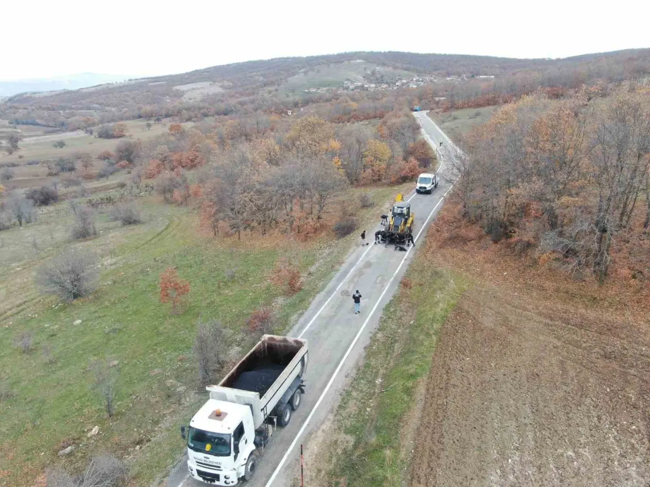 inonude-asfalt-onarim-calismalari-son-surat-devam-ediyor