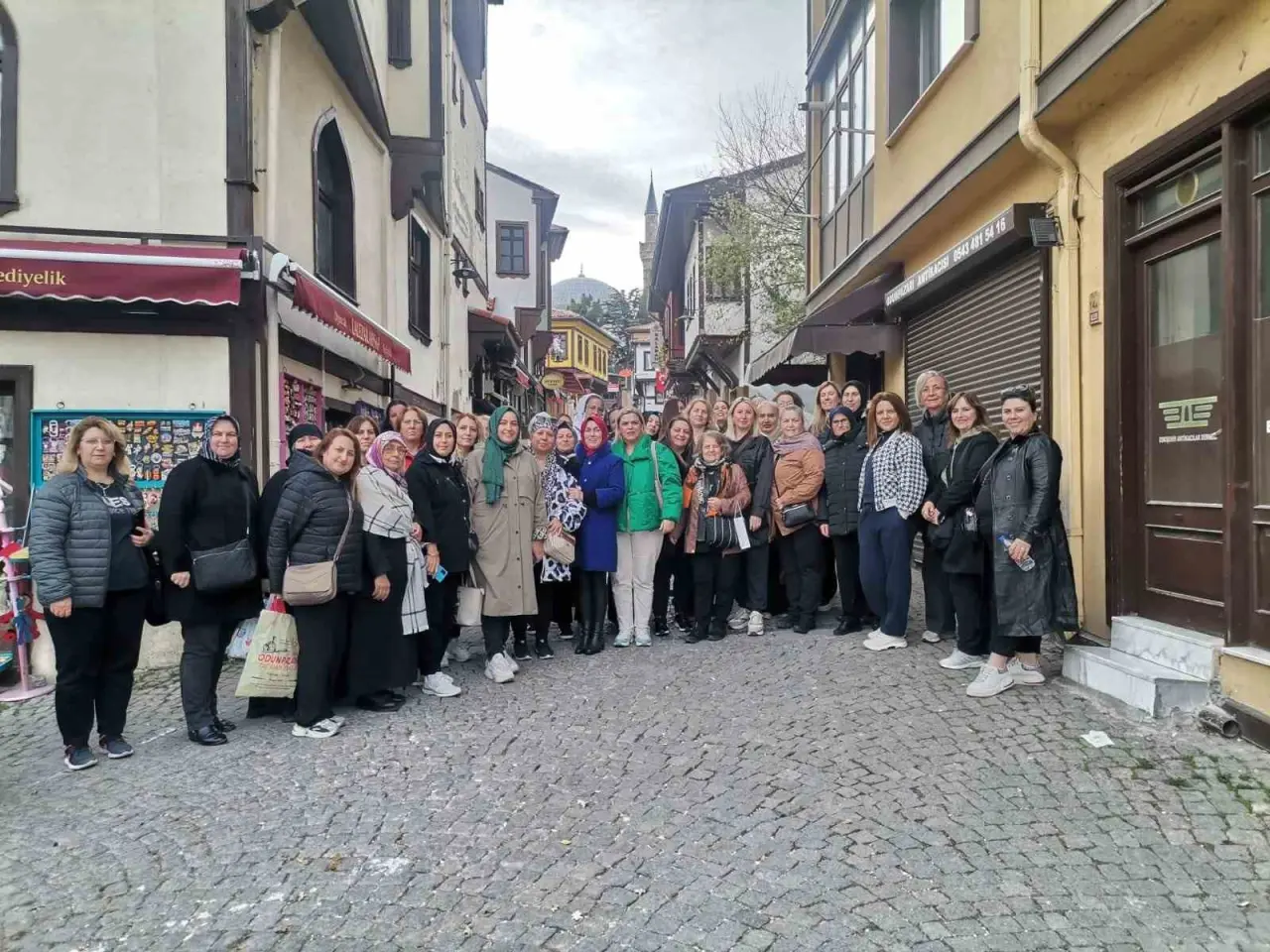 edirneden-gelen-sehit-ve-gazi-aileleri-eskisehirde-agirlandi