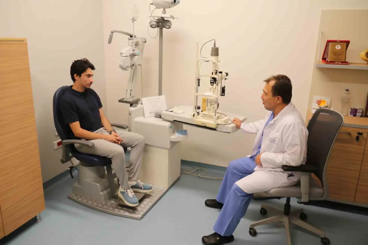 uzmanindan-uyari-2050-yilinda-dunyanin-yarisi-gozluk-kullanabilir