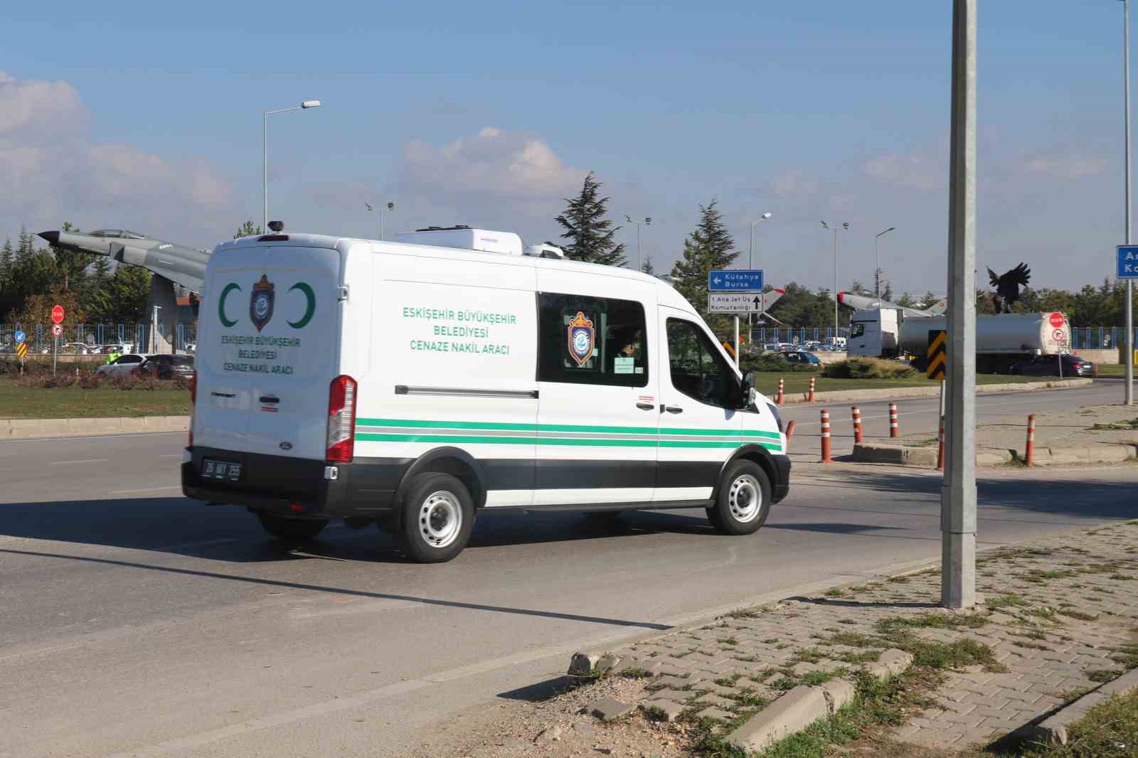 iki-hava-sehidi-ucakla-eskisehire-getirildi